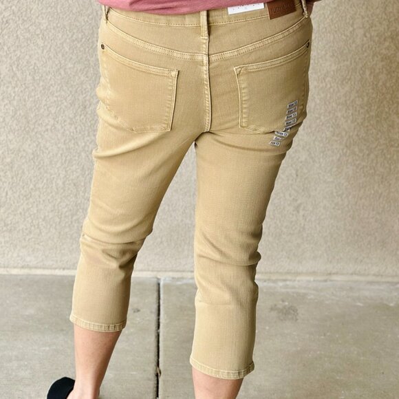 June Garment Dyed Capri Jeans - Khaki - Picture 4 of 7